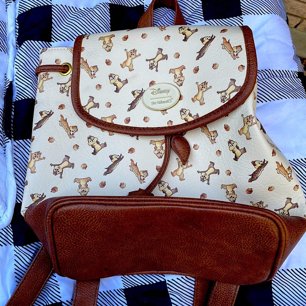 Disney - Chip and Dale Backpack